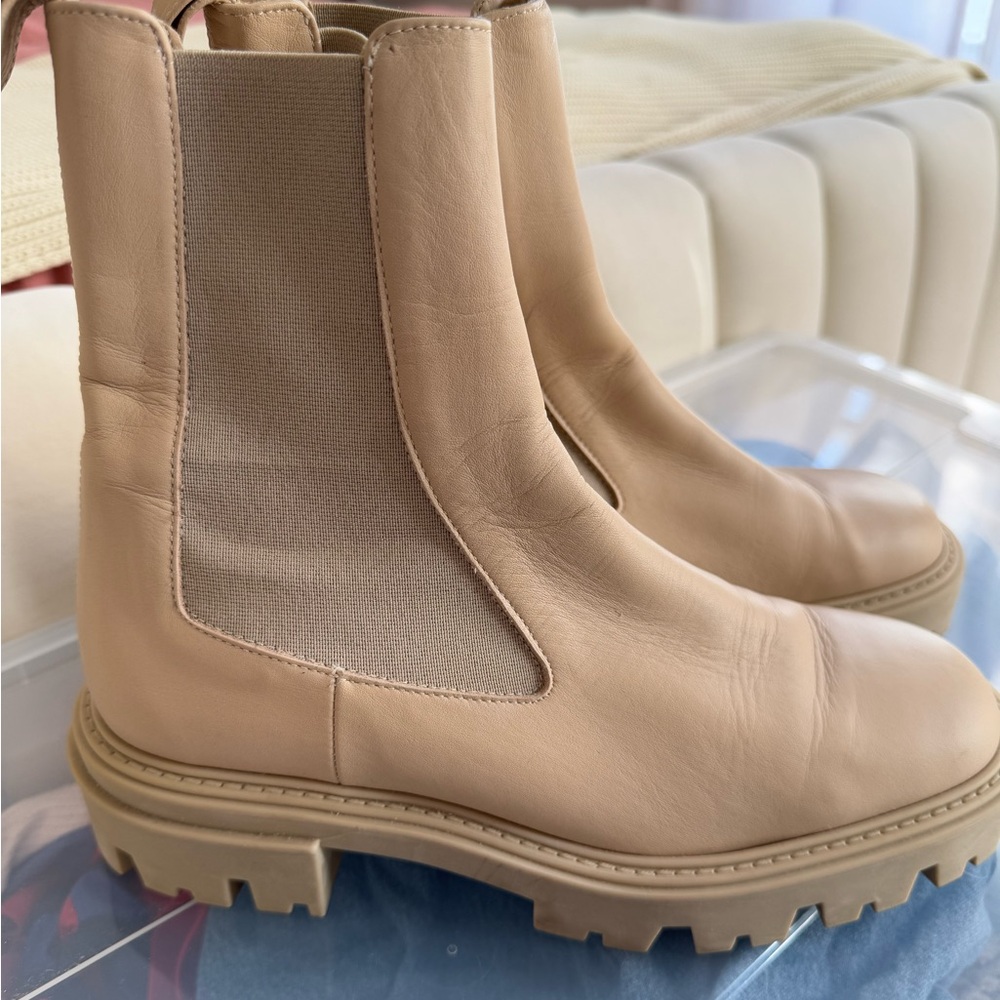 Zara Lug Sole Boots - 38